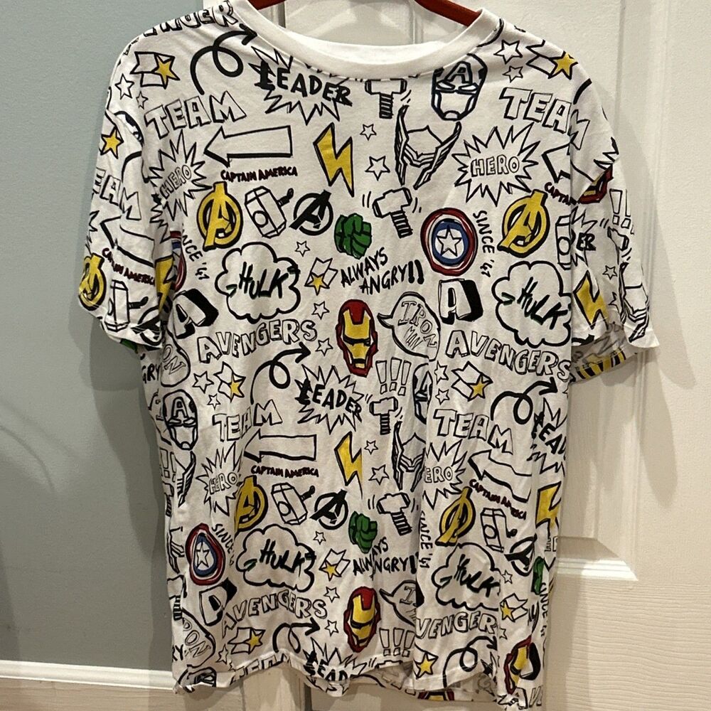Marvel Avengers Men’s T-Shirt Adult Large